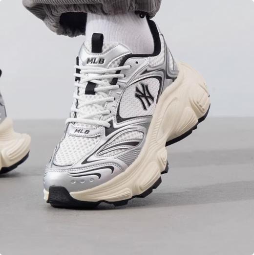 【云粉节】6楼MLB张凌赫同款】MLB男女同款休闲潮流老爹鞋25春新3ASHWD15N吊牌价1199 商品图1