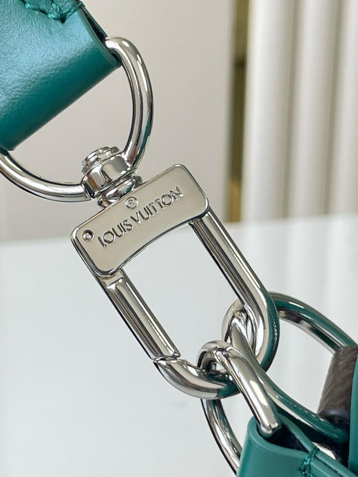 春季特惠💰850 原单LV M12766 尺寸：25×18.5×7cm TRIO 老花邮差包 商品图6