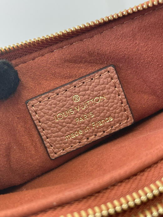 春季特惠💰850 原单LV M11916 尺寸：24.3×13.5×6.5cm POCHETTE LIV 全皮链条斜挎包 商品图8