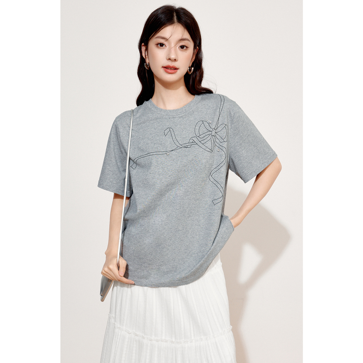 【积分换购不退货】【特惠不退货】诗凡黎灰色圆领上衣2024秋新款印花T恤3F7200931