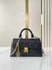 春季特惠💰900 原单LV M12144黑 尺寸：12.5×6×21cm NANO MADELEINE 全皮链条斜挎包 商品缩略图0