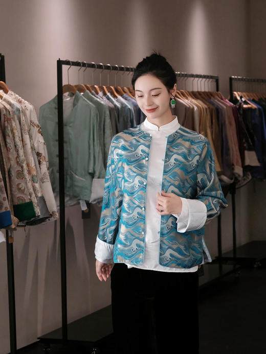 盛唐牡丹 |海浪纹重缎宋锦对襟外套 商品图1