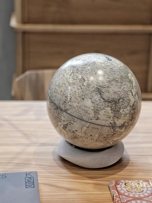 Homely Globe/宏微 云环底座地球仪 25cm 地球仪客厅书房桌面装饰摆件生日节日礼物 商品图4