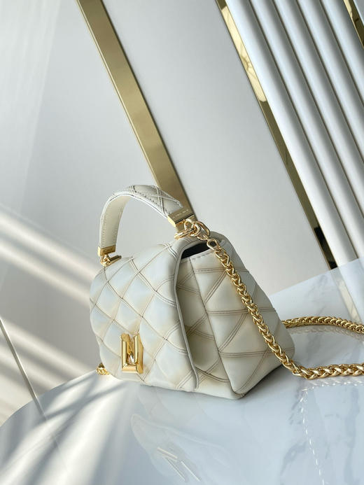 春季特惠💰1050 原单LV M12338香草 尺寸：20×14×9cm TEIST 全皮链条斜挎包 商品图4