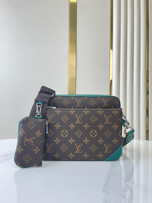 春季特惠💰850 原单LV M12766 尺寸：25×18.5×7cm TRIO 老花邮差包 商品图0