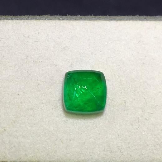 2.73ct糖塔祖母绿裸石 商品图1