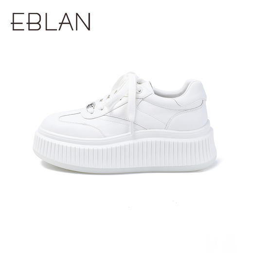 伊伴潮流新款运动休闲板鞋单鞋B25150710 商品图1