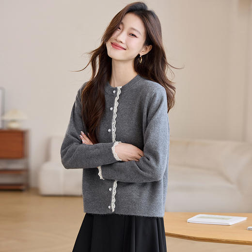 CC-22-2501红色时尚上衣女时髦洋气长袖2025春季新款本命年开衫针织外套小衫 商品图2