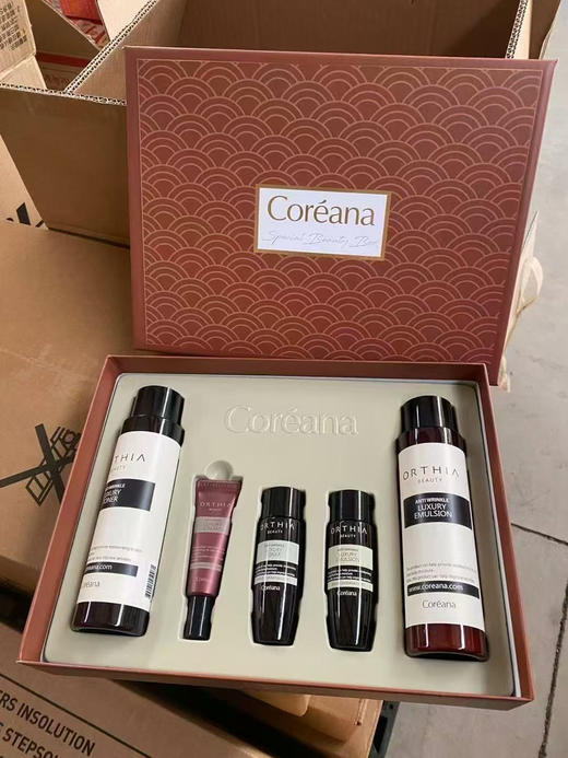 【超值套盒】院线款 Coreana 高丽雅娜肉毒提拉紧致抗皱水乳套盒配礼袋 熟龄肌弱化细纹改善干燥 商品图3