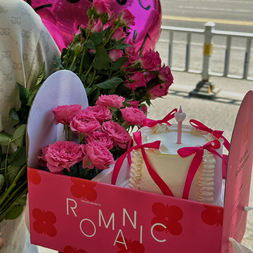 鲜花蛋糕礼盒【4寸蛋糕＋花】 商品图5