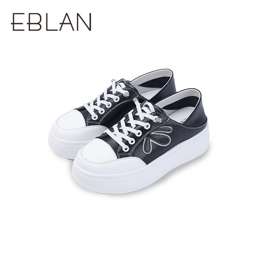 伊伴潮流新款运动休闲板鞋单鞋B25112118 商品图4