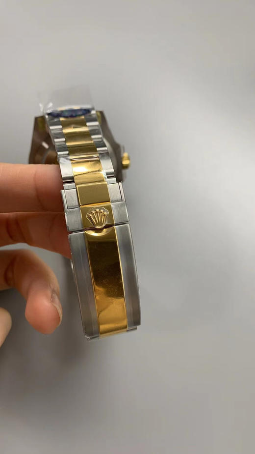 N厂v10包金版水鬼！top品质！非壕勿扰！V10版！劳力士经典SUB系列，蓝水鬼间金款，市场好版本 ！材质真正18K包金，搭载原装进口2836机械机芯 ，更高要求可选装瑞士进口机芯（eta机芯）黑盘 商品图5