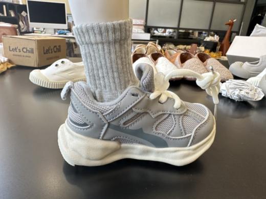 19.9💰/5双 学生袜，开学季【儿童黑白灰中筒袜】🌈 ✅黑白灰三色！男女宝都能穿！🌏没有麻麻会拒绝的好袜子❗️❗️❗️ 商品图6