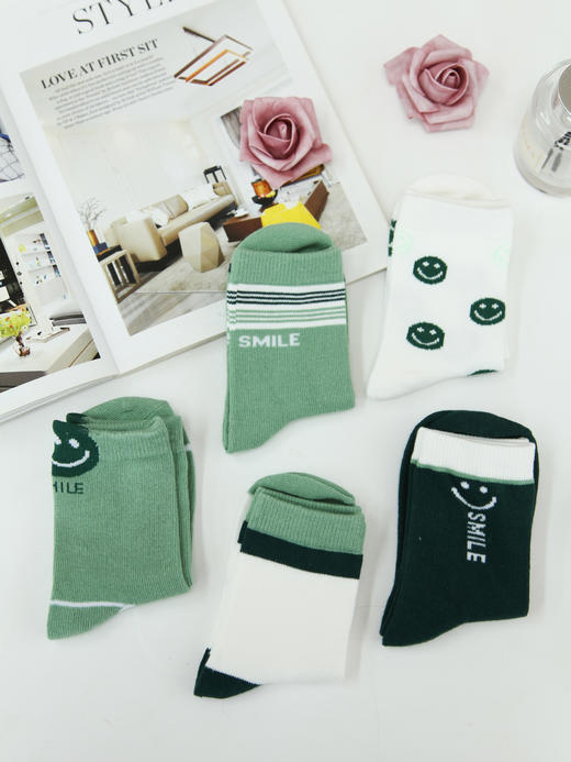 🎉【品牌直发】开学福利秒杀❗️8双💰19.9！🔥柠檬舒品lemonsox儿童袜子盲盒❗️男孩女孩都有！🍒 ✅上百款式、👋🏻图案颜色随机发！ ✅精梳棉柔软面料，含棉量≥72%  商品图6