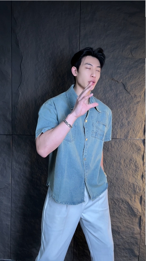 CS117夏季新款时尚牛仔拼接男士衬衫百搭潮流休闲上衣宽松复古港风短袖