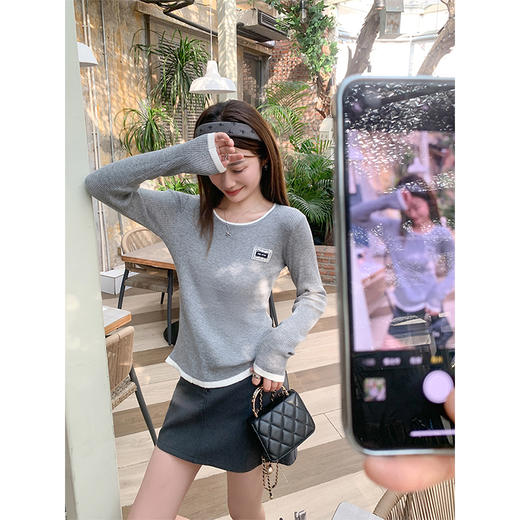 <曾小咸推荐>韩系3色修身撞色打底针织衫 商品图2