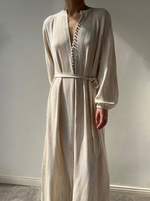 ZAANLI｜ZN50001-2 米杏 质感真丝棉提花灯笼袖针织连衣裙 商品图4