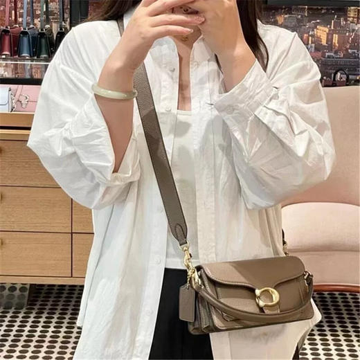¥1999🇺🇸Coach专柜新款tabby clutch斜挎包！小酒神包！ 商品图4