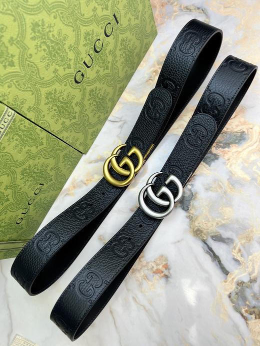 GU 男士腰带，采用黑色牛皮压花，搭配经典旋转GG搭扣，匠心装饰精致的互扣式配件，😍简单而时尚，宽:3.7cm, 商品图1