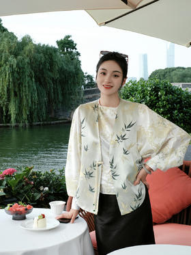 盛唐婧 |真丝缎竹叶提花对襟马甲