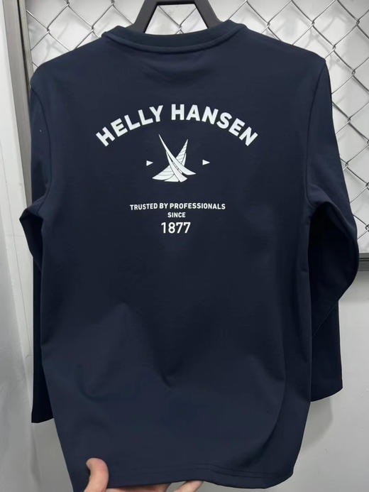 正品HH 海丽汉森25春新男款航海风格日常户外休闲舒适长袖T恤，UPF防晒50+ 细节精工 面料质感立体，亲肤柔软 精致有型 
尺码：M L XL XXL 3XL
原价980 商品图9