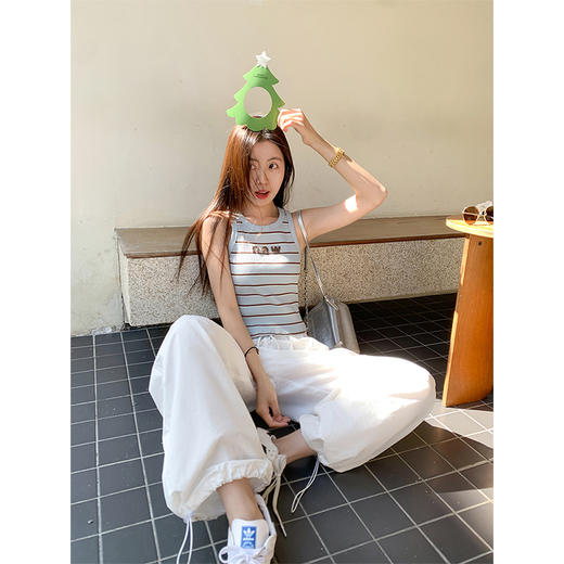 【99元任选2件】新品现货秒杀！卖完下架不再补 ！微信粉丝打折价！！2色短款条纹背心 商品图3