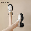 DAPHNE达芙妮三角标乐福鞋 | 独特的三角品牌logo装饰为鞋子整体提升了优雅与时尚感 商品缩略图2