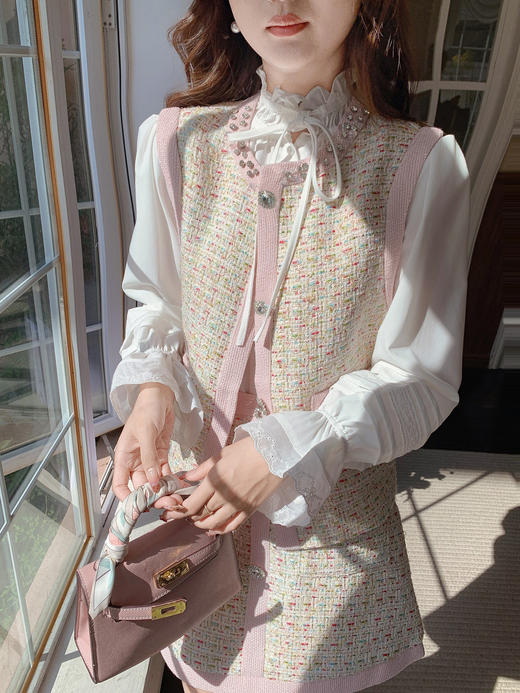 张心子【馥郁佳人】高级感系带荷叶边衬衫上衣 U2501036 商品图11