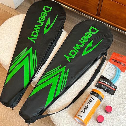 德尔惠碳纤维超轻羽毛球拍套装 商品图0