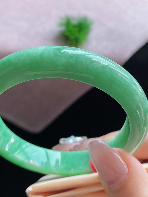 58正圈翡翠手镯 商品图0