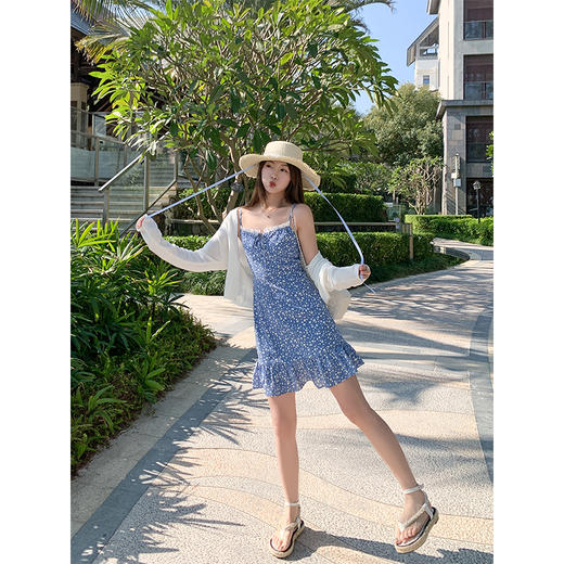 【169元任选2件】最后一波现货！系带领口吊带连衣裙 商品图2