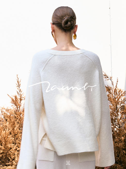 ZAANLI｜ZN10017 绵白色 云感羊绒羊毛水滴领针织上衣 商品图4