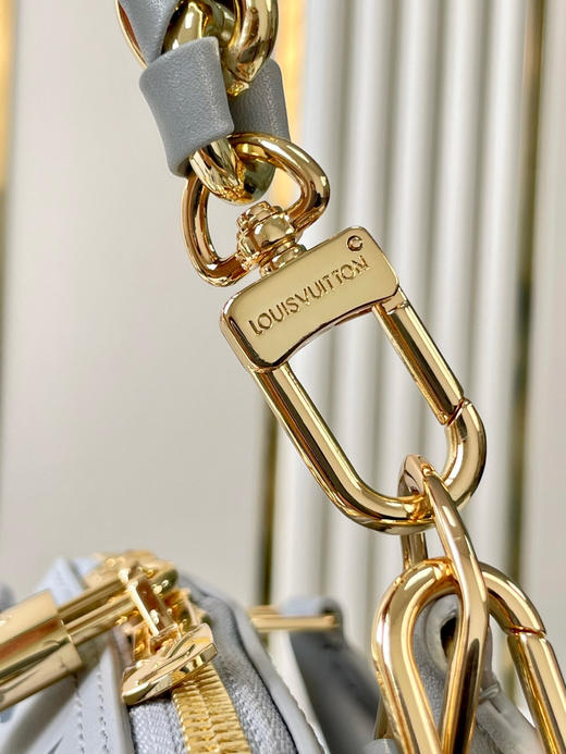 春季特惠💰850 原单LV M12561 尺寸：23.5×17.5×11.5cm ALMA BB 贝壳包 商品图6