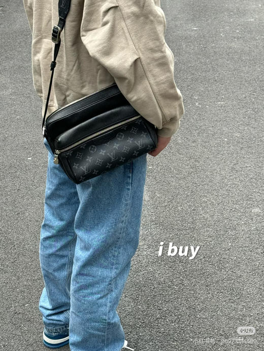 Lv男士黑武士邮差包 原厂皮 商品图2