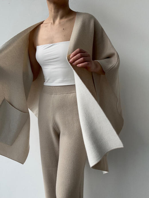 ZAANLI｜ZN60003 杏驼/既白 双面穿细腻感羊绒羊毛针织披肩外套 商品图12