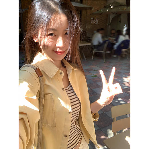 <曾小咸推荐>日杂风复古宽松黄色短款衬衫 商品图1