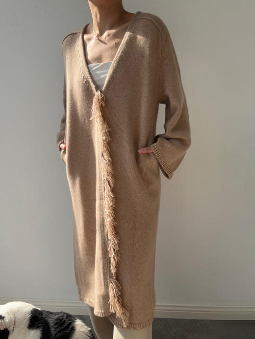 ZAANLI｜ZN20003-1 楸驼 灵动气质羊绒流苏长针织开衫 商品图10