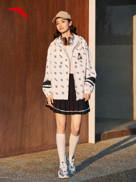 【L断码】安踏潮流满印梭织外套女新款宽松休闲夹克运动上衣162518603【无货退款】 商品图1