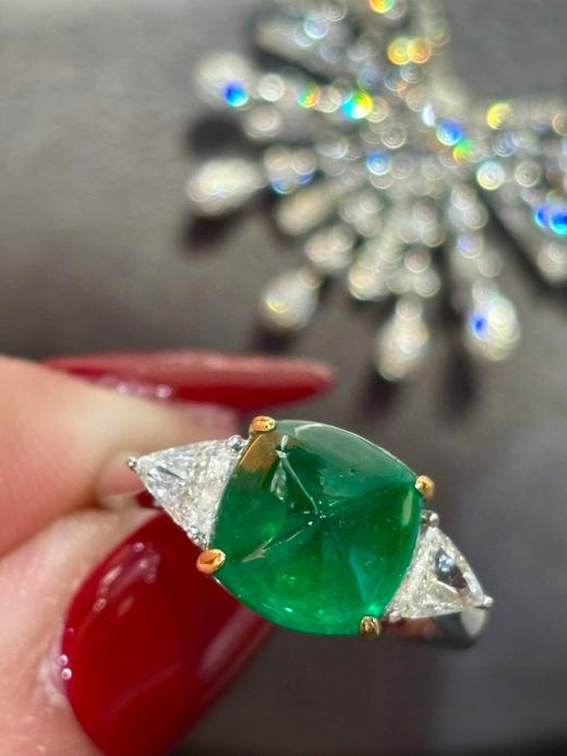 4.39ct糖塔祖母绿戒指 商品图3