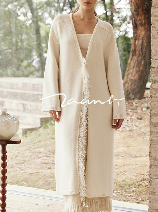 ZAANLI｜ZN20003-2 清白 灵动气质羊绒流苏长针织开衫 商品图3