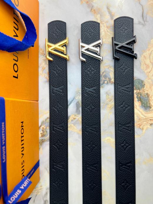 驴家 粗字母扣头 ，荔枝纹牛皮压花，印花层次分明，时尚大气 商品图2