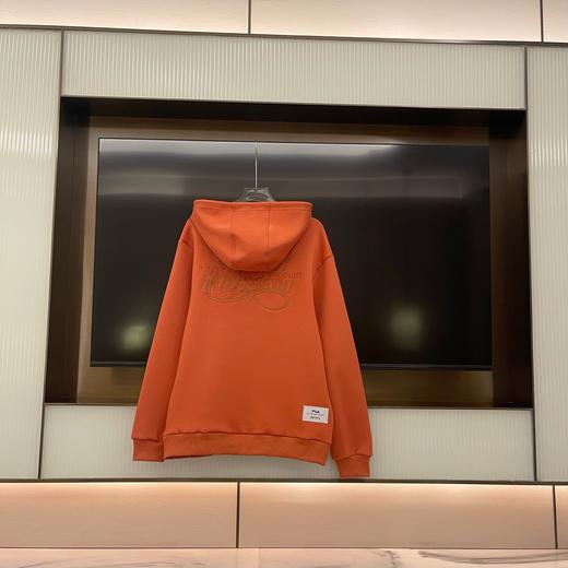 点此购买 斐乐 x 卢梭联名款男女款橘色连帽卫衣 ma 308507 商品图7