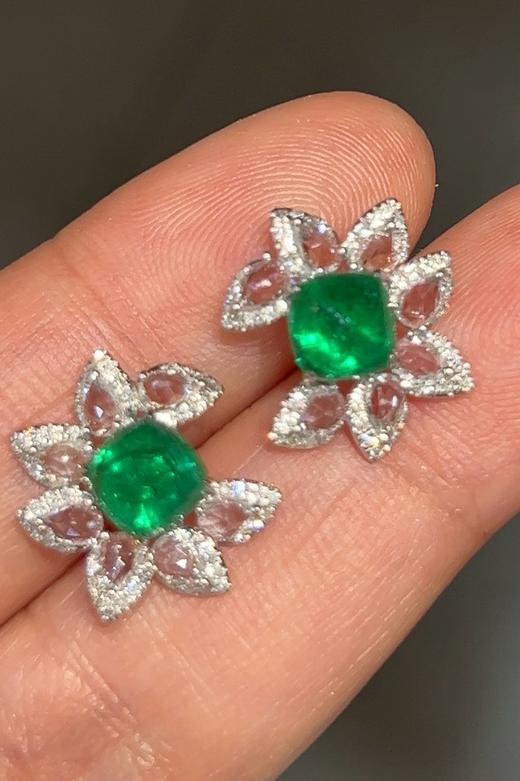 2.65ct糖塔祖母绿耳钉 商品图3