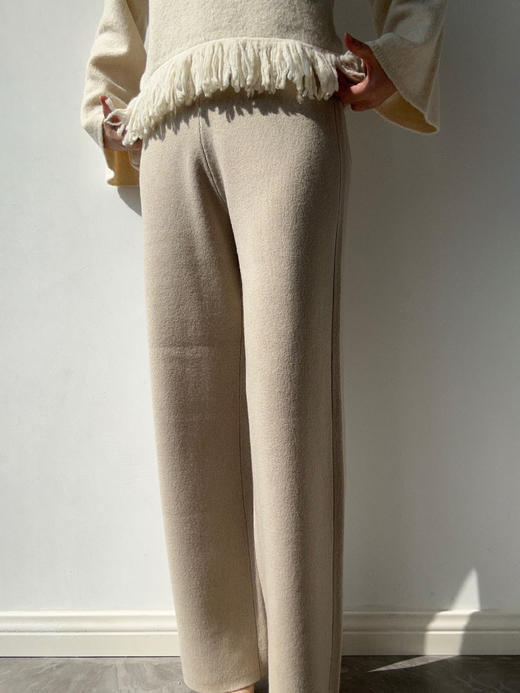 ZAANLI｜ZN40008-2 杏驼 裸感羊毛羊绒针织长裤 商品图6