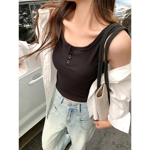 <曾小咸推荐>修身显瘦3色领口系扣短款背心 商品图2