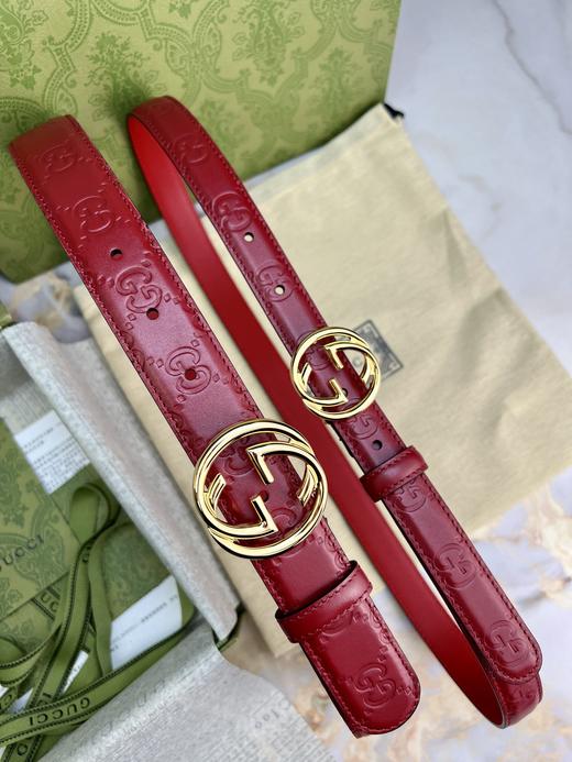 GU 新款！双G互扣式压花牛皮腰带🐂，GG互扣式扣头➕柔韧双面牛皮带身，简单易搭！🎁配全套包装！宽:2-3CM 商品图2