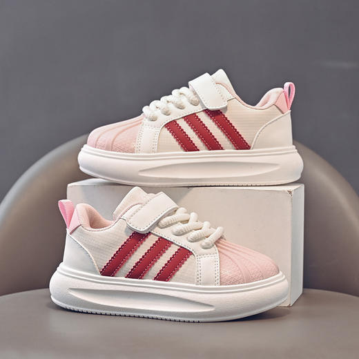 心选丨儿童春款运动鞋男女童软底中大童皮面防滑轻便防风百搭鞋24-38 商品图1