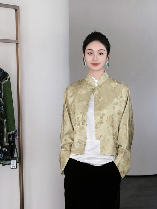 盛唐婧 |倾一如玉叶子花外套-杏色 商品图2