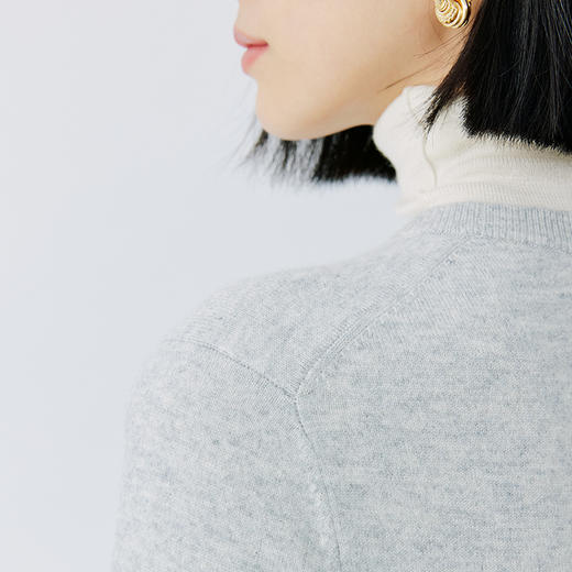 东黎 • 山羊绒女士圆领长袖简约连衣裙 4939 商品图9