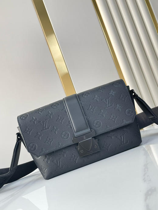 春季特惠💰860 原单LV M23741 尺寸：28×16×10cm S-CAPE 全皮邮差包 商品图1